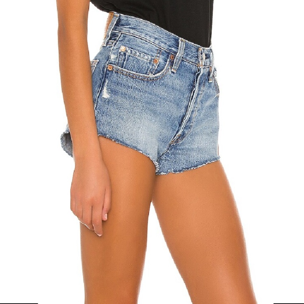 LEVI’S 501 *NWT Micro Shorts
